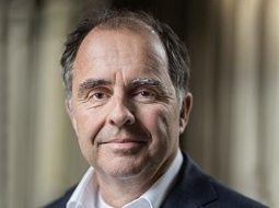 Frits van Oostrom